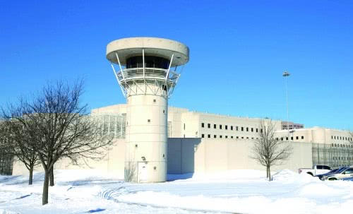 [国际社会]美国伊利诺伊州一监狱101名囚犯感染新冠肺炎