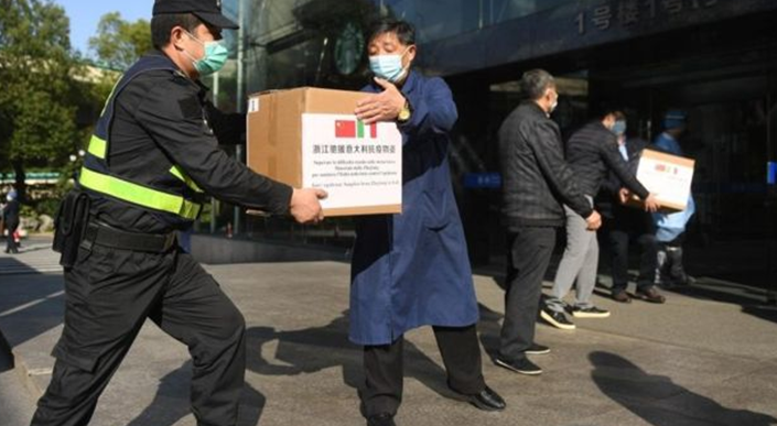 「疫情」不出意料！对中国援助的抹黑大军出动了