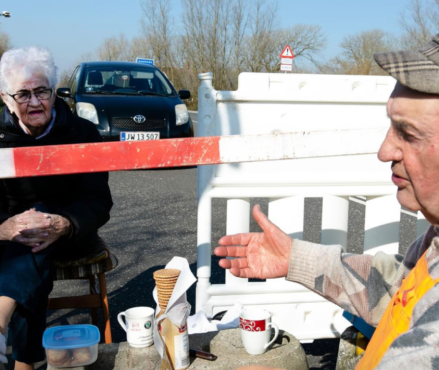 「国际」“封国”之恋 耄耋情侣德丹边境共筑浪漫鹊桥