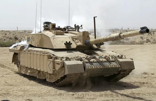 #滑膛炮#英国也坚持不住：祖传线膛炮一去不复返，滑膛炮为何取得优势？