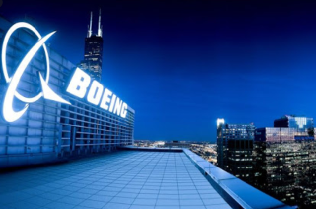 #波音#美军现役加油机被爆严重漏油，波音工厂因疫情关闭无法修理