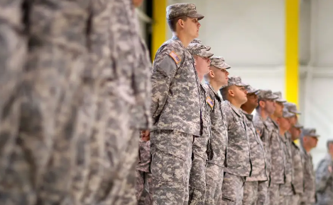 「特朗普」特朗普将向美墨边境增派540名美军士兵，防范新冠病毒跨境传播