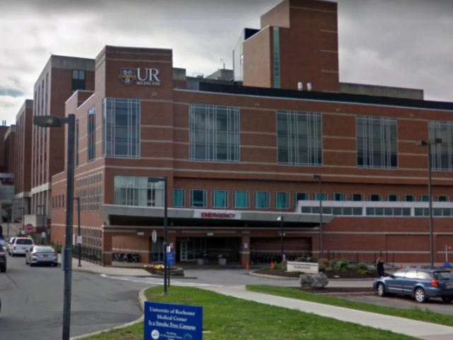 肺炎■模范丈夫?纽约一男子隐瞒新冠肺炎病情,前往医院妇产科探望妻子