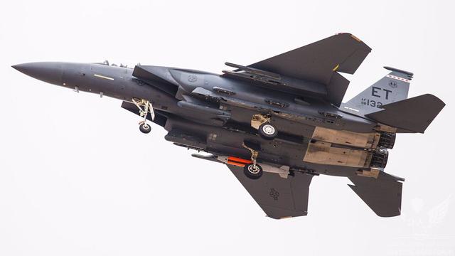 [战术核武器]美军想干嘛？年度最大空战演习开打，战机却携带了战术核武器