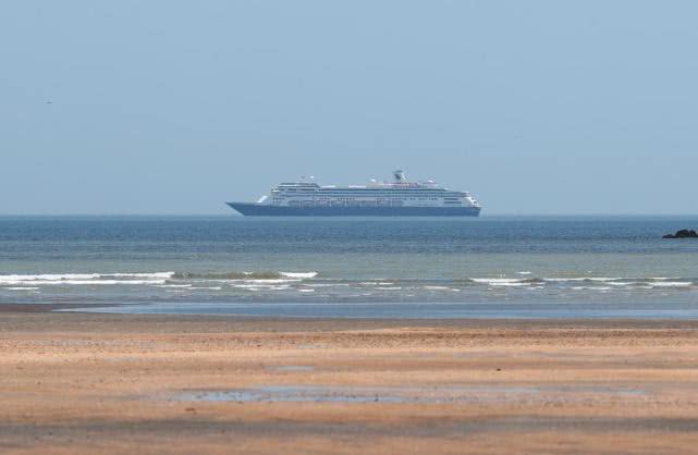 「国际」佛州州长松口接收疫情邮轮乘客 但只让本州居民下船