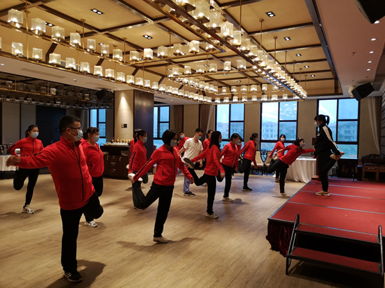 医疗：回家休整14天，他们做了哪些事？
