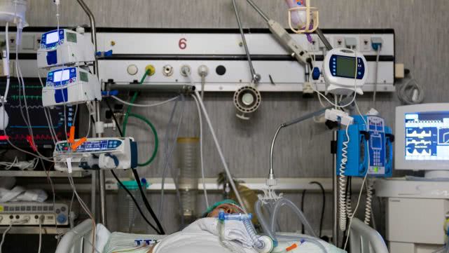肺炎■欧洲治疗新冠肺炎重症药物或将用尽，有些医院只够撑两天