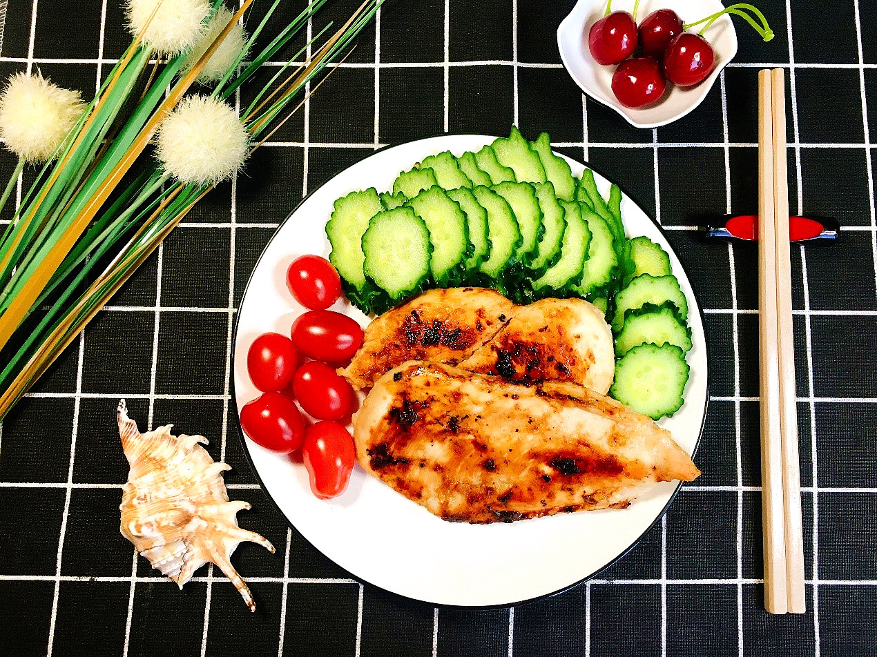 鸡胸肉有3大优点减肥餐一哥不是白叫的