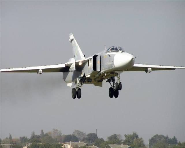 「叙利亚总统」俄罗斯多架苏-24悄悄增援叙利亚，反政府武装的日子更难过了！