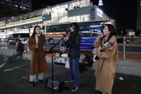 「国际」日本女孩翻唱中国抗疫歌曲，暖了！光明日报 今天