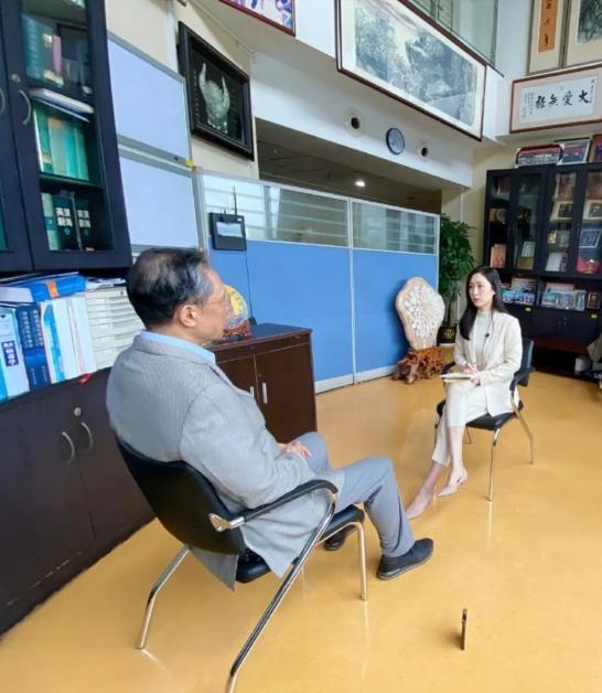 钟南山@新冠病毒高温高湿下未减弱传播！钟南山谈疫情 4月7日31省区市新增30例无症状感染者