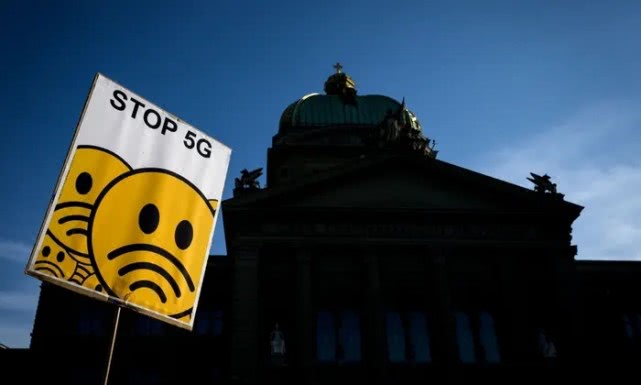 [5g网络]阴谋论者将5G和新冠病毒流行关联，YouTube称将删除相关视频
