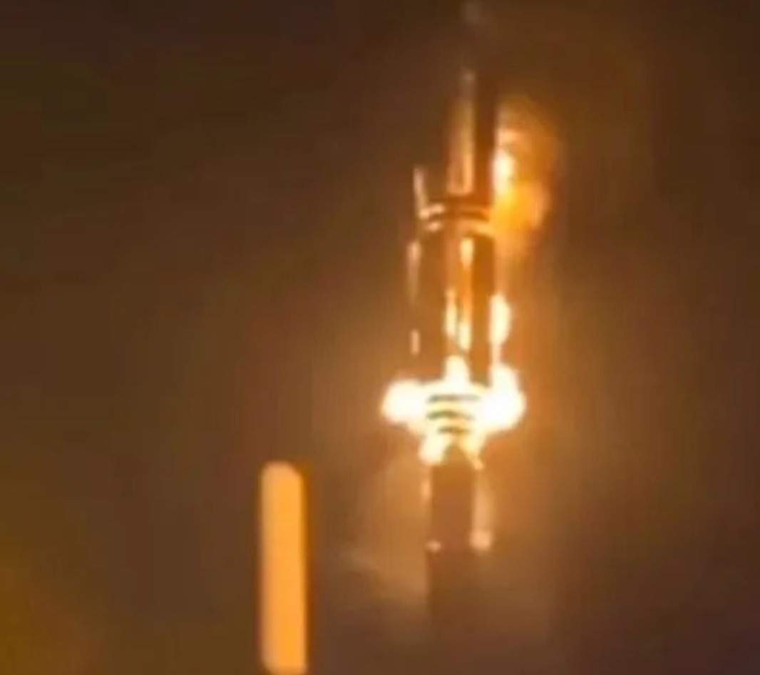 [长沙晚报]居家隔离后，许多国家网络崩了……为什么中国没事？