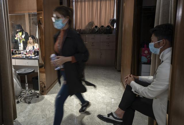 「新媒体」梦想已久的婚纱照，来了