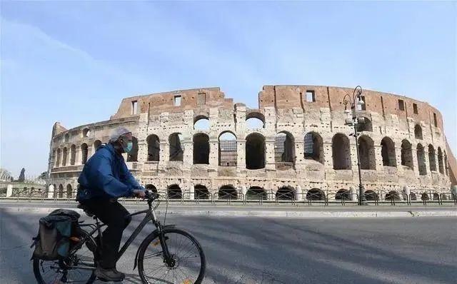 #肺炎#美国养老院超2700人因新冠肺炎死亡｜法国总统将再次发表演讲