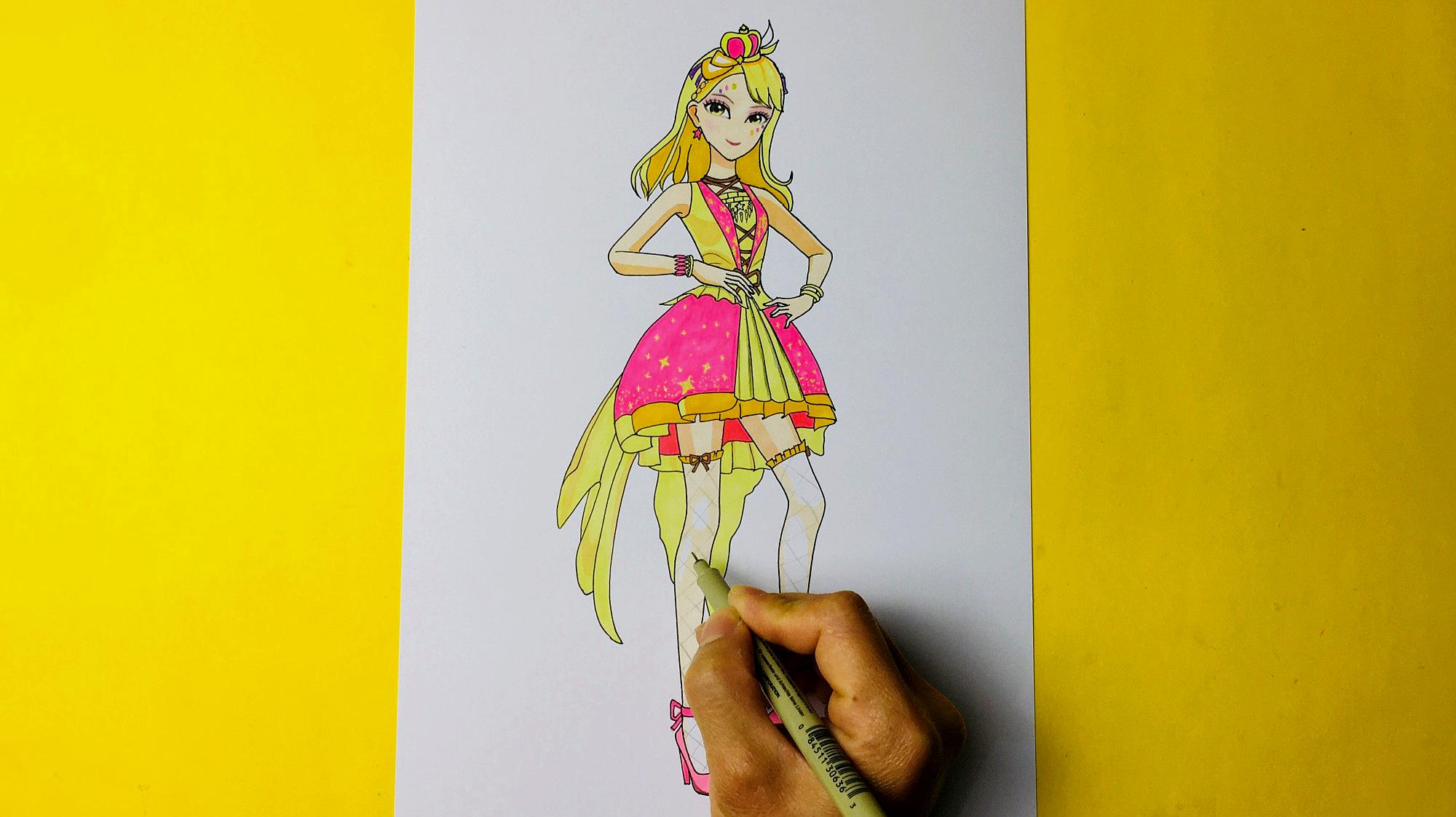 手绘第菲梦少女第2季四季组合千歌队长二次变身的千歌好看吗