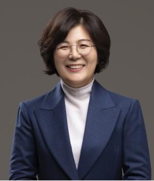 「女市长」顺利当选后 韩国女市长当众跳河