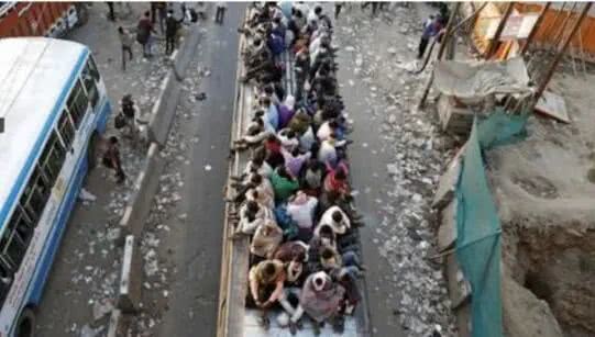 国际社会：悲剧……她还是个孩子