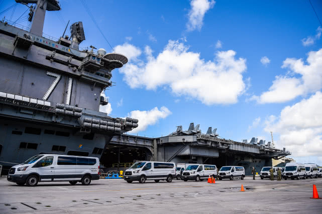 『航母』怕步“罗斯福”后尘，美“尼米兹”打击群近8000水手将受病毒筛查