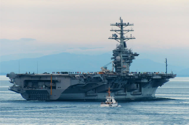 『航母』怕步“罗斯福”后尘，美“尼米兹”打击群近8000水手将受病毒筛查