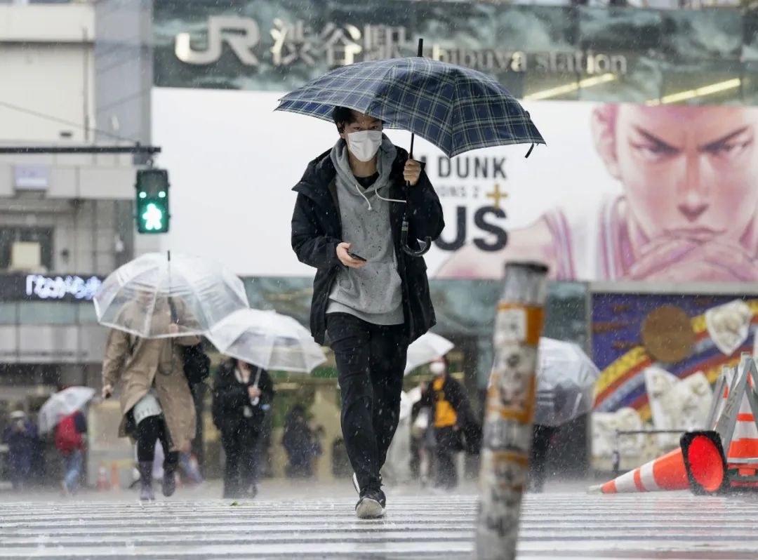 「肺炎症状」全球确诊260万+、死亡18万+！世卫最新判断更令人揪心