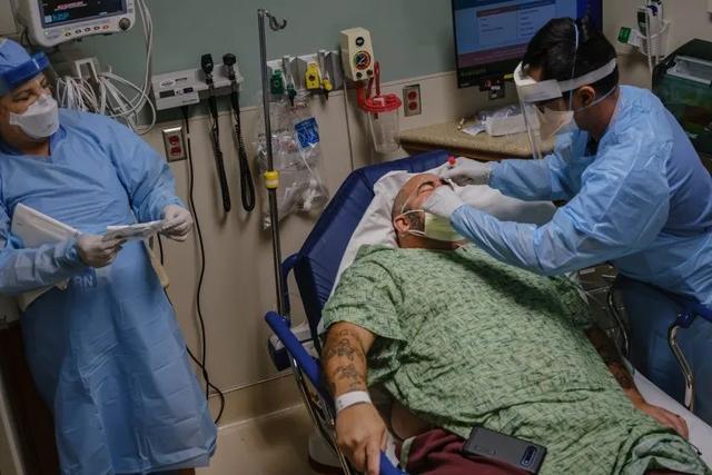 #疫情#世卫组织总干事称新冠病毒将长期存在 美国暂停发放绿卡60天