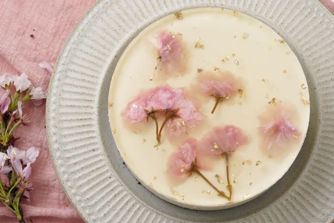 樱花：无烤箱无裱花，做出最美的樱花镜面水晶蛋糕