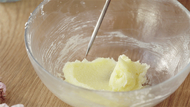 樱花：无烤箱无裱花，做出最美的樱花镜面水晶蛋糕