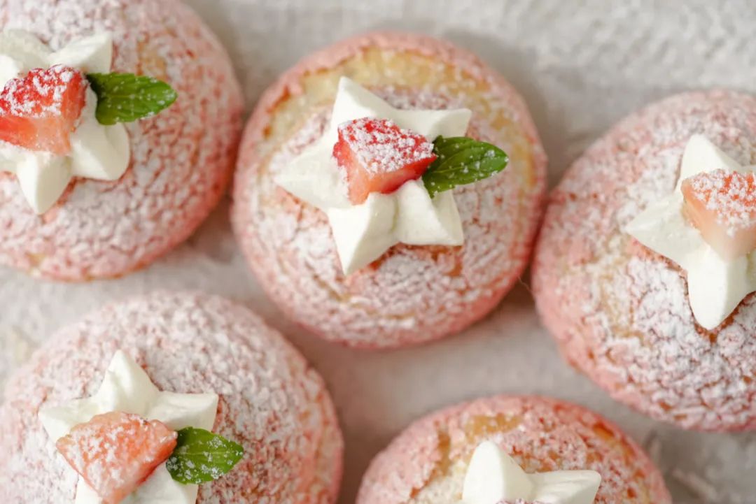 樱花：无烤箱无裱花，做出最美的樱花镜面水晶蛋糕