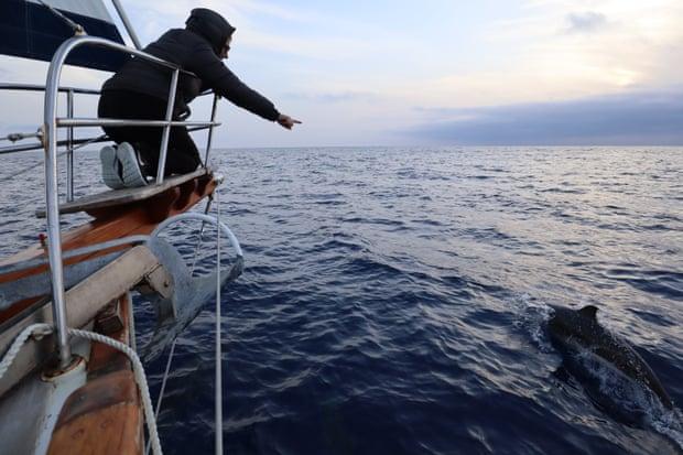 疫情：意大利夫妇出海“断网”25天后惊呆：家乡已成疫情重灾区