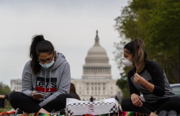 肺炎@美国新冠肺炎确诊病例已超过80万例，约占全球1/3