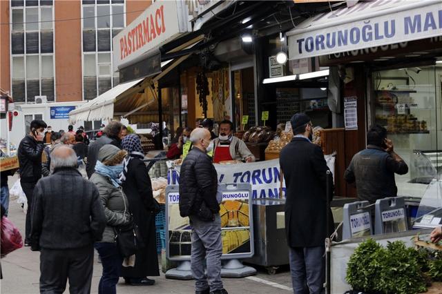 「疫情」10万+！这个国家为何成了欧美之外疫情最重的地方？