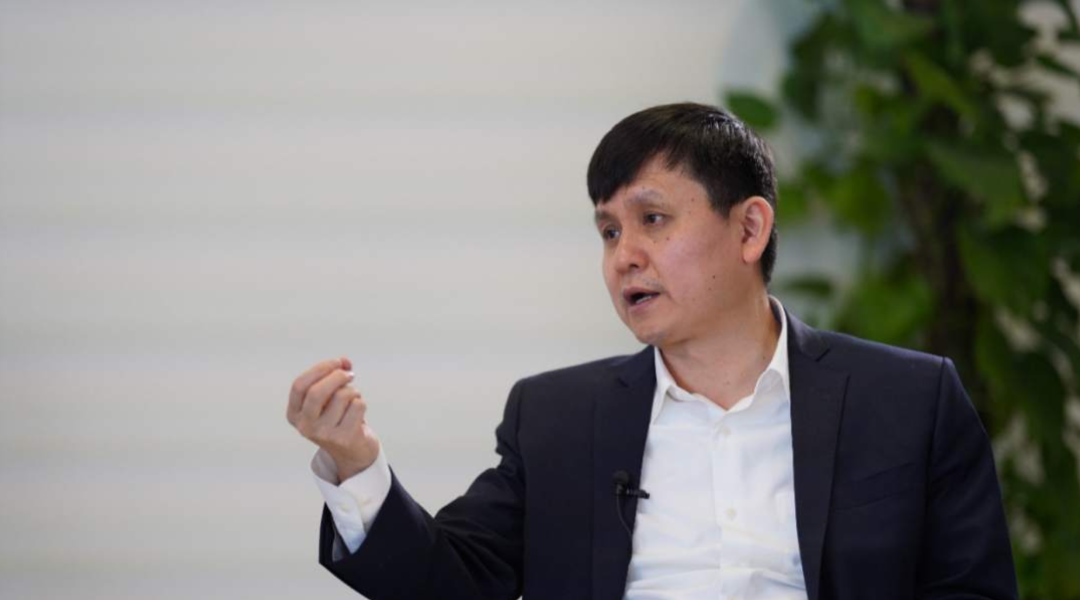 「肺炎疫苗」新冠肺炎疫苗何时来？人人要打？张文宏这么说→