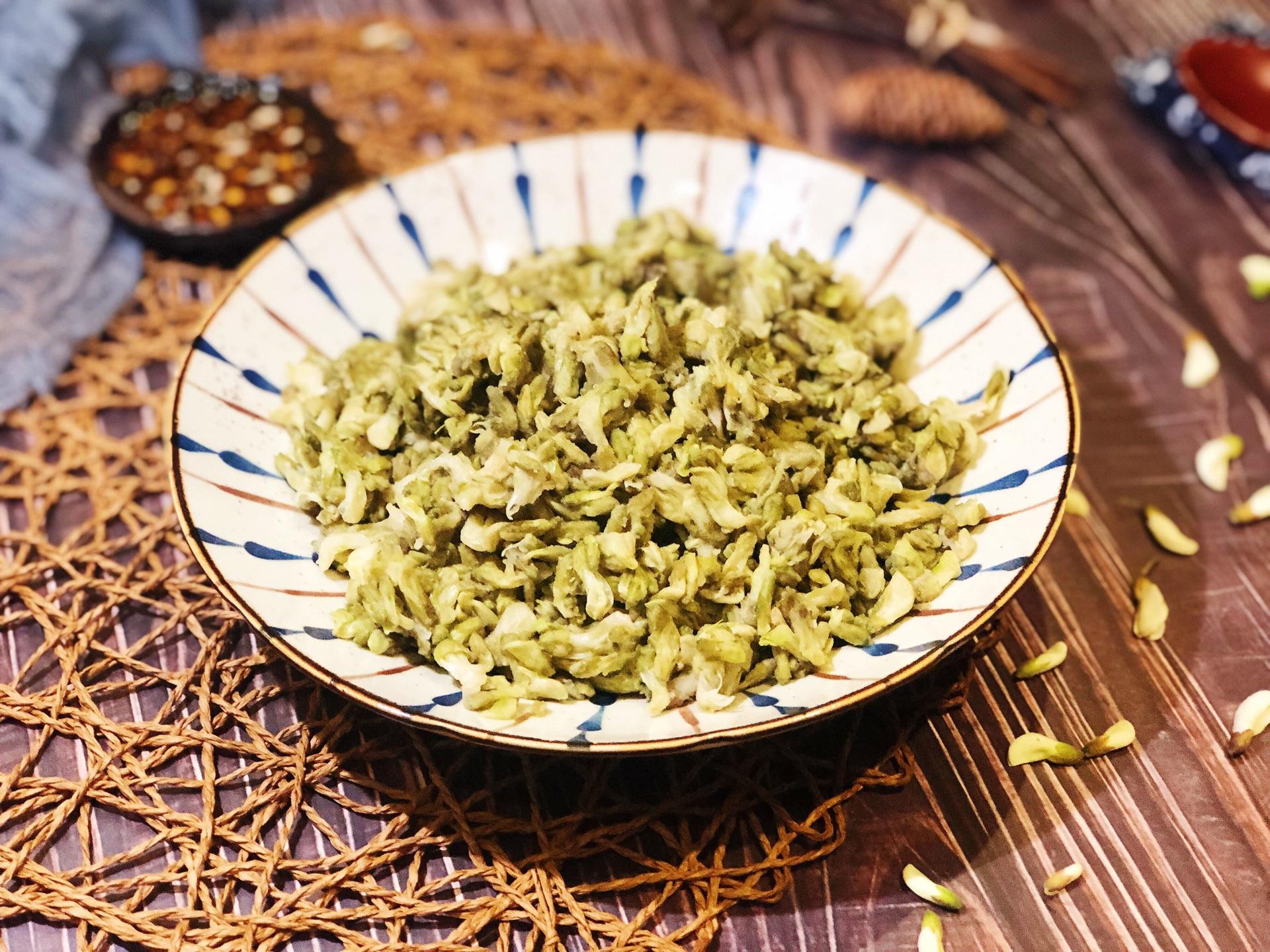 又进入吃槐花的季节了,这些美味的槐花吃法,你都品尝过吗?