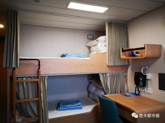 「南极」硬核!女教师“滞留”南极,祖国这样接她回家