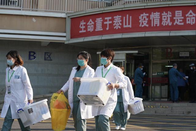 『肺炎』刚刚，小汤山清零