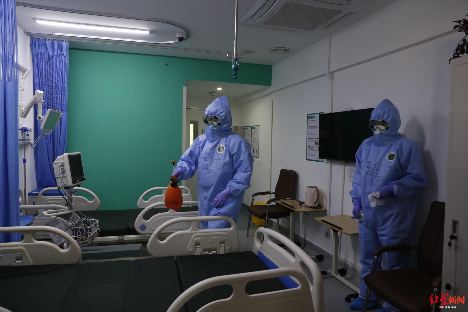 肺炎■明日关闭备用！最后两名患者出院，北京小汤山医院运行44天新冠肺炎患者“清零”