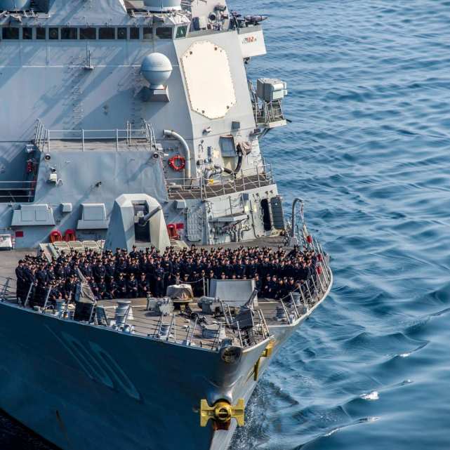 海军■美海军“基德”号驱逐舰已有47名水手确诊,正返回港口控制疫情