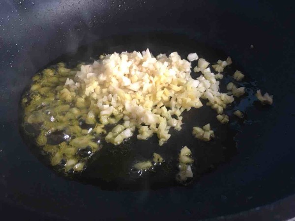 [美食杰]天然的“盘尼西林”被发现，每周吃一次，止咳化痰，活血养人！