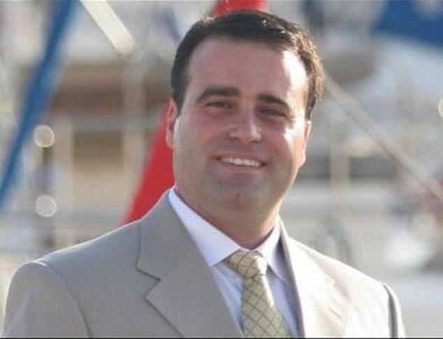 「特朗普推特」在特朗普推特留言后,男子收到6910万美元却一台呼吸机也造不出