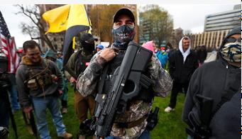 美国州@美国密歇根州示威者持枪进入州议会，抗议延长“居家令”