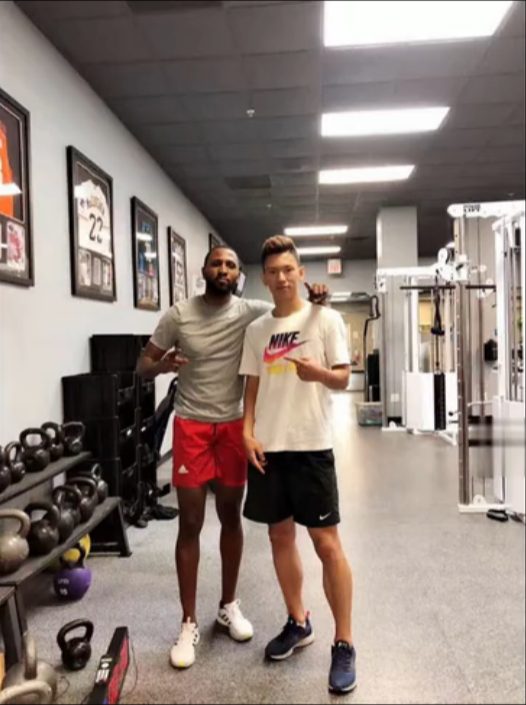 「田径」喜讯！中国田径4月迎来三大百米天才 一人比同期苏炳添快0.04秒