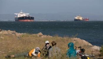 疫情▲北美观察丨墨西哥湾港口巨型油轮苦等排大队 疫情期间无处安放的不仅仅是油