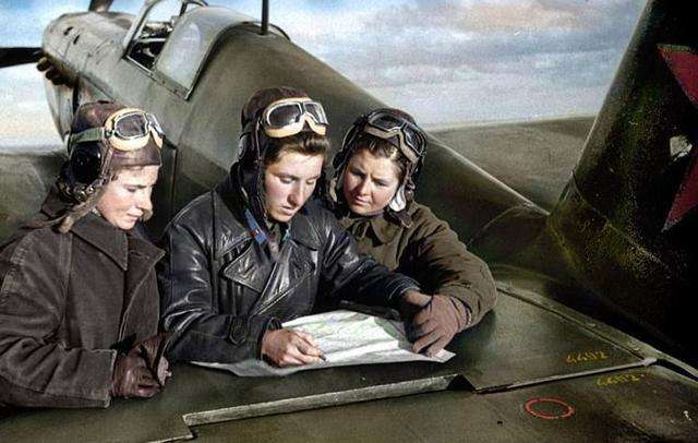 【飞行员】只因这一原因，8名飞行员一怒之下驾机叛逃，俄：欢迎回家