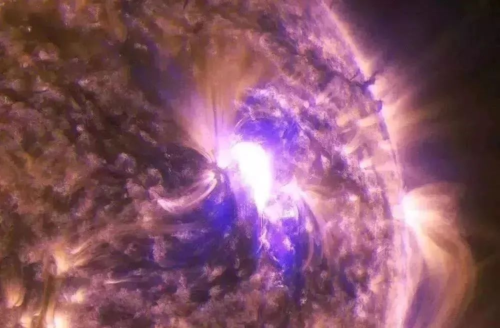 博科：厉害不？20年前提出的太阳理论预测，与帕克太阳探测器观测吻合！