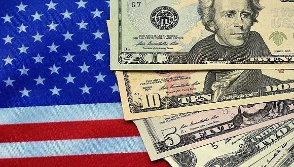 「」看到某些教授的无知崇美言论，我几乎晕倒