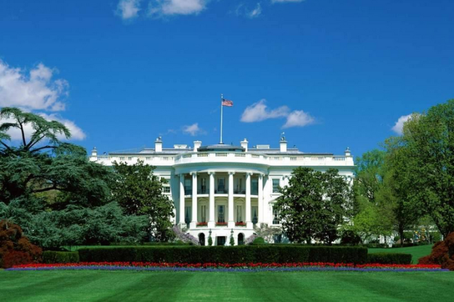 「国际」社评：蓬佩奥，一个满口谎言背叛教义的基督徒