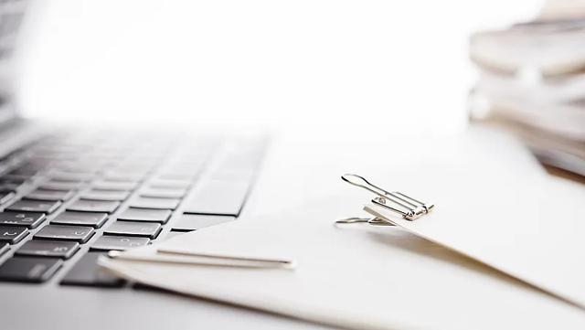 #法律#她被骚扰、被殴打还被辞退，有点迷