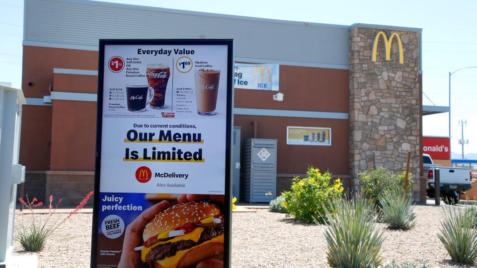 国际“培根得再省点儿吃”,美企登整版广告预警:食品供应链正在崩溃