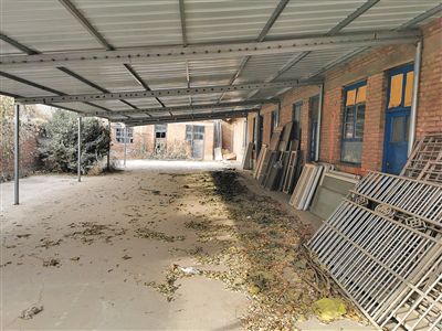 社会非法肾移植手术窝点：买肾人花55万 卖肾人只得4.5万